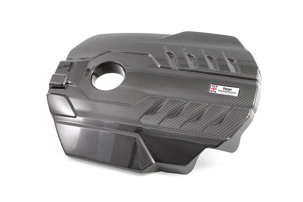 <p>Manufactured by an autoclave process using a vacuum (also known as liquid infusion) to draw the resin through the mould then pulling the raw carbon fibre cloth to the mould shape. This involves the use of up to 10BAR of pressure that is blown into a 100% billet mould to force the material out. This high amount of pressure ensures the carbon fibre is fully in contact with the surface of the mould