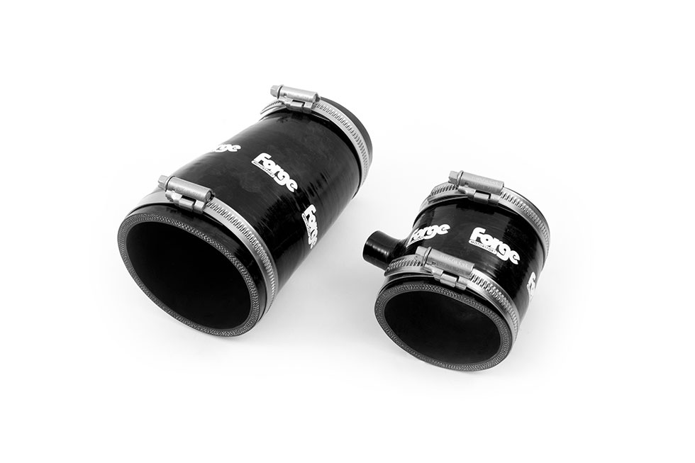 <li>Available in Red and Black colour options</li>