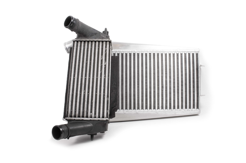 <p><img alt="" src="https://www.forgemotorsport.co.uk/userfiles/images/sys/products/Intercooler_for_the_Ford_Fiesta_10_Ecoboost_75784jpeg.jpg" /></p>