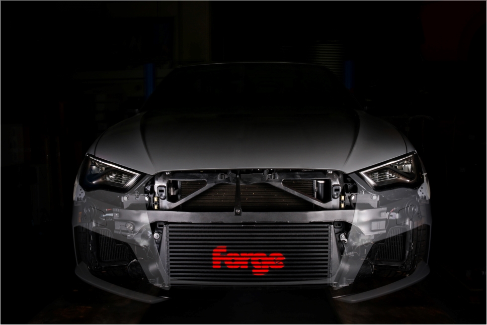 then do a dyno pull from there. This gives a more consistent result and reflects real-world driving conditions more accurately. You can easily see the Forge intercooler cools much quicker and delivers a much greater drop in temperature compared to OEM.</p>