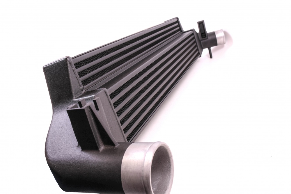 but using a unique stepped core (we were the first aftermarket <gwmw class="ginger-module-highlighter-mistake-type-1" id="gwmw-15479028560055352259413">intercooler</gwmw> manufacturer to make a stepped core way back in 2006) and our own bespoke cast end tanks