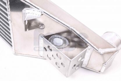 <p>Please note: This intercooler does NOT fit USA models of this vehicle due to differences in the crash bumper design. </p>
