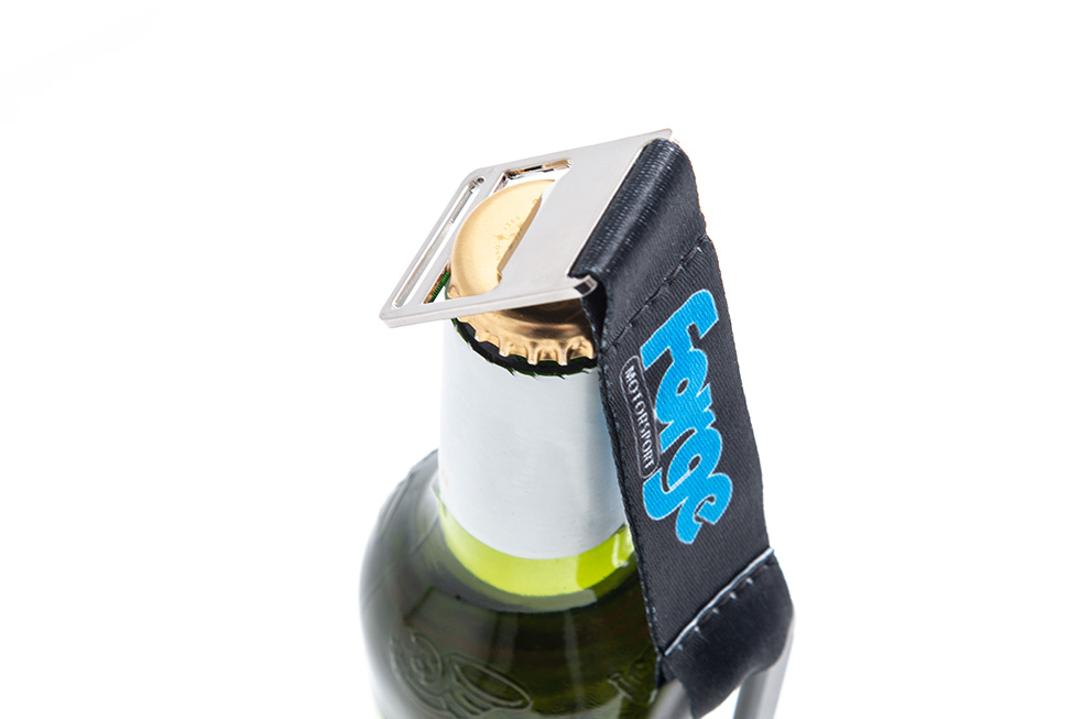 it will break and you will fall&nbsp;if you try this) aswell as an all important bottle opener on the other end. The lanyard itself measures 11cm in length.</p>