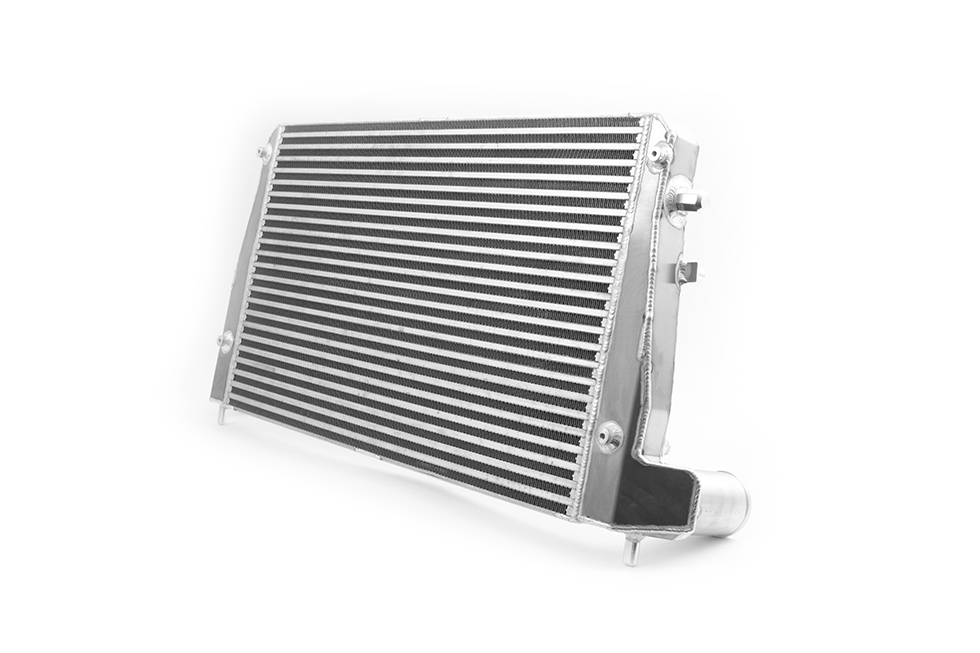 <p><img alt="" src="https://www.forgemotorsport.co.uk/userfiles/images/sys/products/Uprated_Replacement_Front_Mounting_Intercooler_for_VW_Mk5_55976jpeg.jpg" /></p>