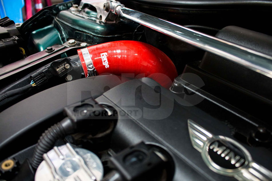 <li>All of the Forge turbo boost &nbsp;hoses have been designed to include an expensive inner liner of modified silicone known as Flurosilicone.</li>