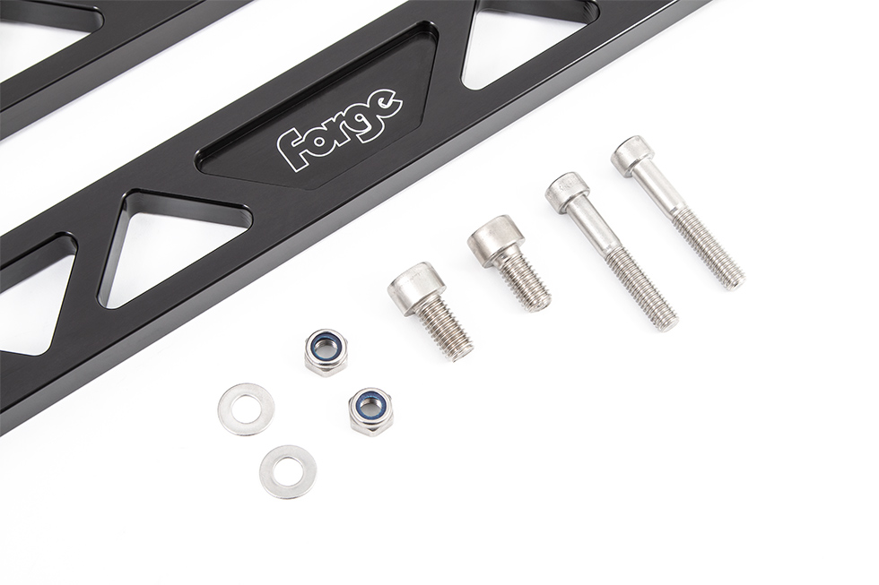 <p><img alt="" class="center-block" src="/userfiles/images/sys/products/Toyota_A90_Mk5_Strut_Braces_52837jpeg.jpg" /><br />
