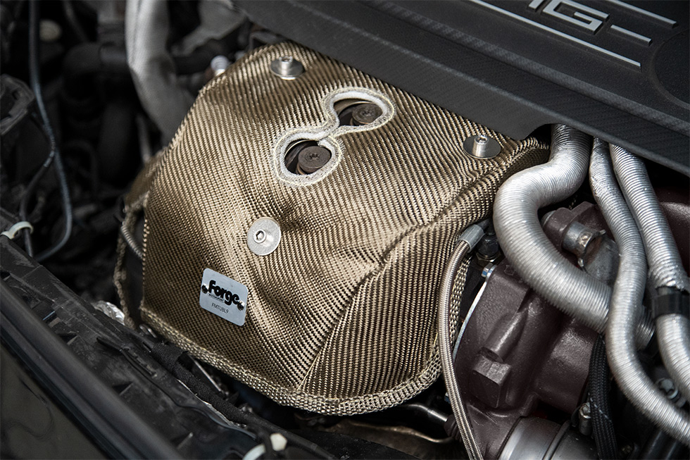 <p>Design innovation keeps the heat of the exhaust gases contained within the hot side of the turbocharger