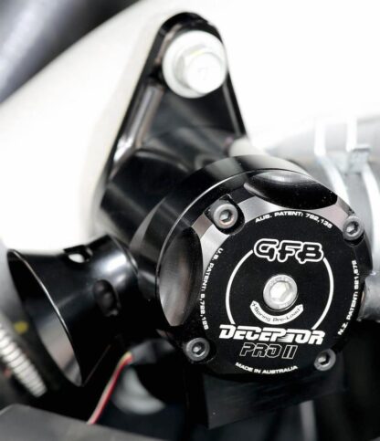 Change the venting bias electronically from the driver’s seat using the in-cabin controller