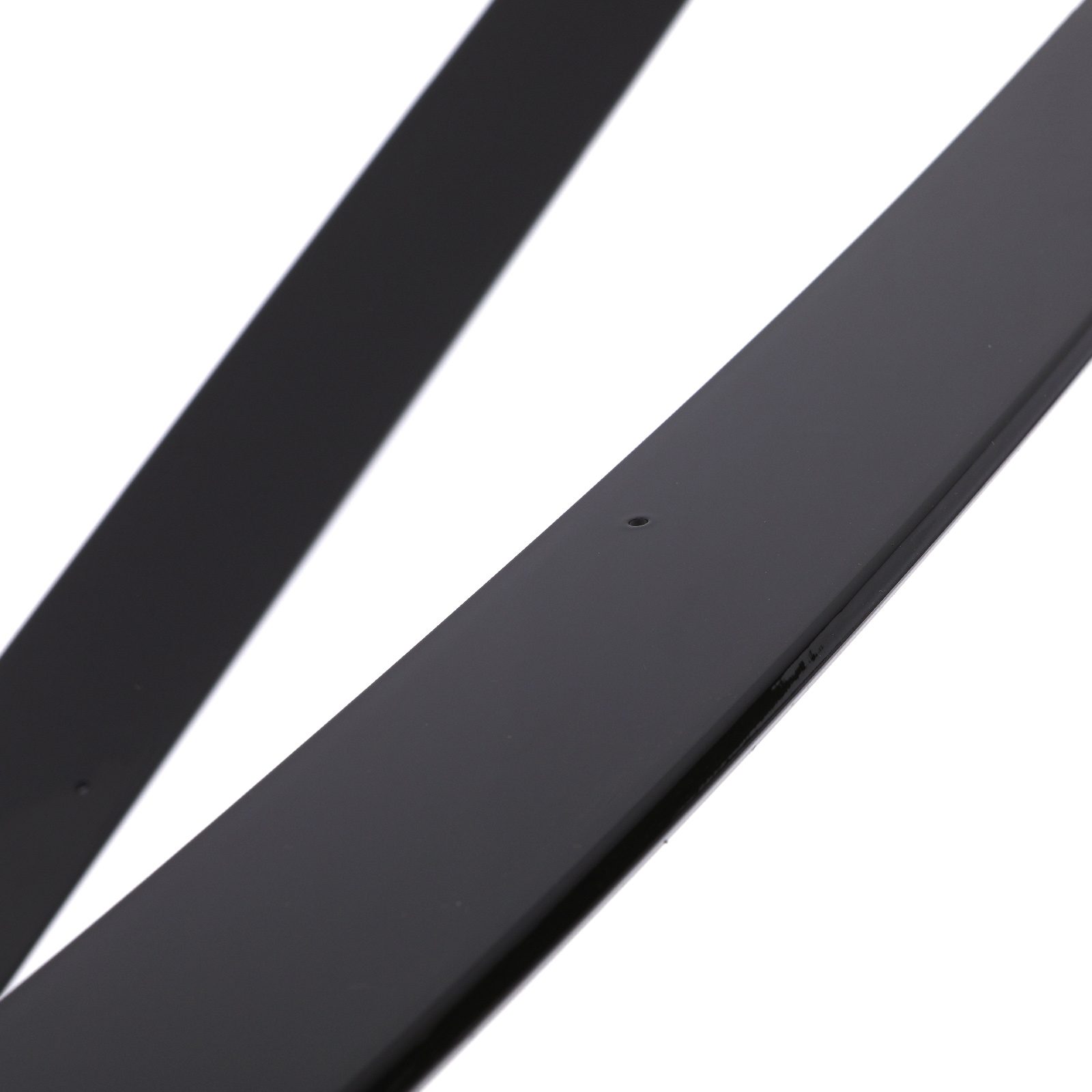 Compliment the styling of your 1 Series with our side skirts