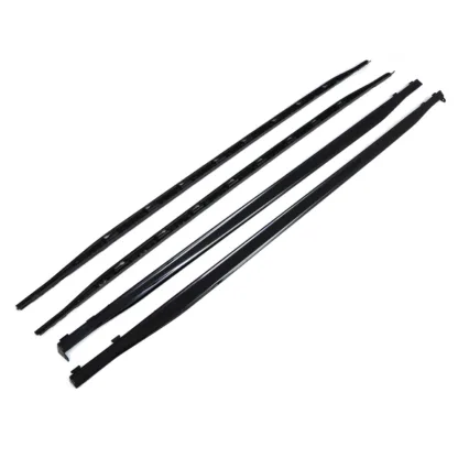 –Rear Spoiler Extension