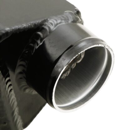 High flow bar and plate design intercooler cores for maximum strength