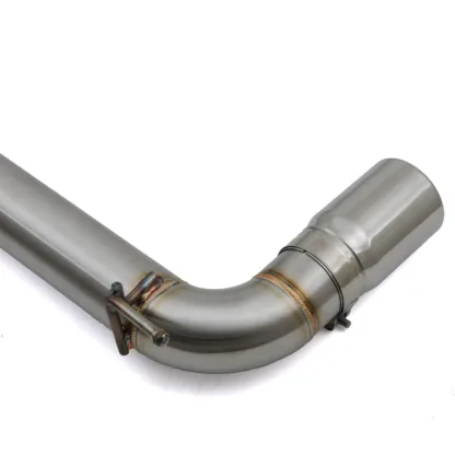 Polished 3.5' tailpipes designed to fit beneath the OEM rear valance