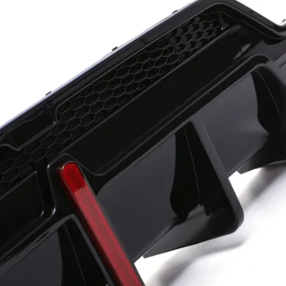 Offers a seamless fit to the OEM Bumper