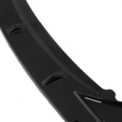 more aggressive look whilst aiding downforce and handling characteristics.