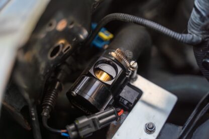 <p>The Fiat Abarth 500/595/695 is equipped with an electronic solenoid driven valve from the factory