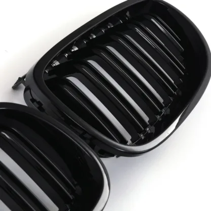 Gloss black finish to complement your BMW's paintwork