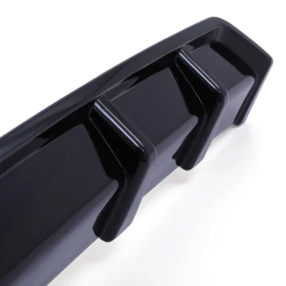 Adds to the overall styling of your Q8 with bold aesthetics