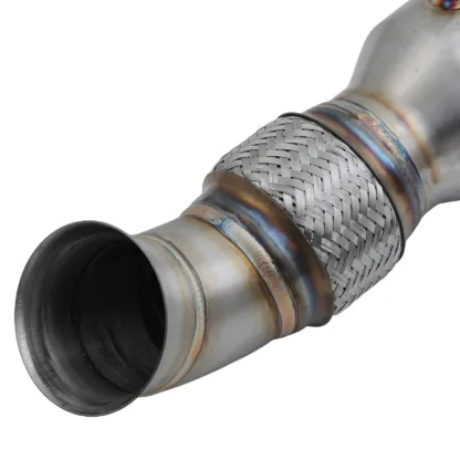 High Flow design to improve throttle response and engine performance.