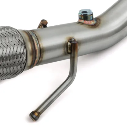 Built in flexi joint helps reduce strain on your exhaust